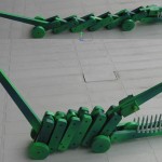 Krokodil in ein- und ausgefahrenem Zustand